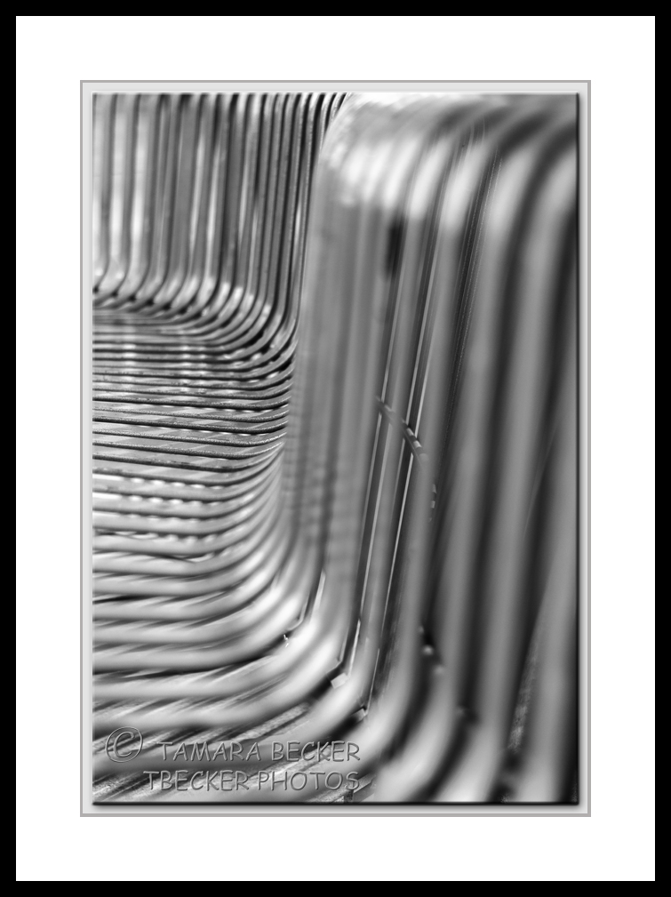 _abstract-park bench-monochrome-framed=3855