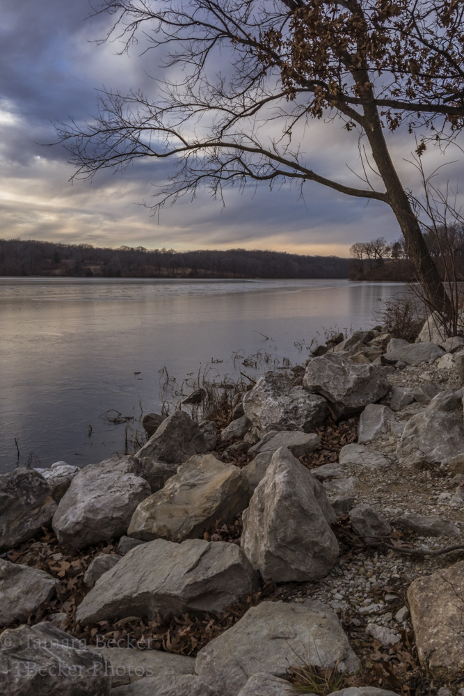 Winter blues and grays at Geode State Park